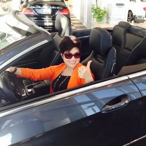 Meet your Posher, Elisa